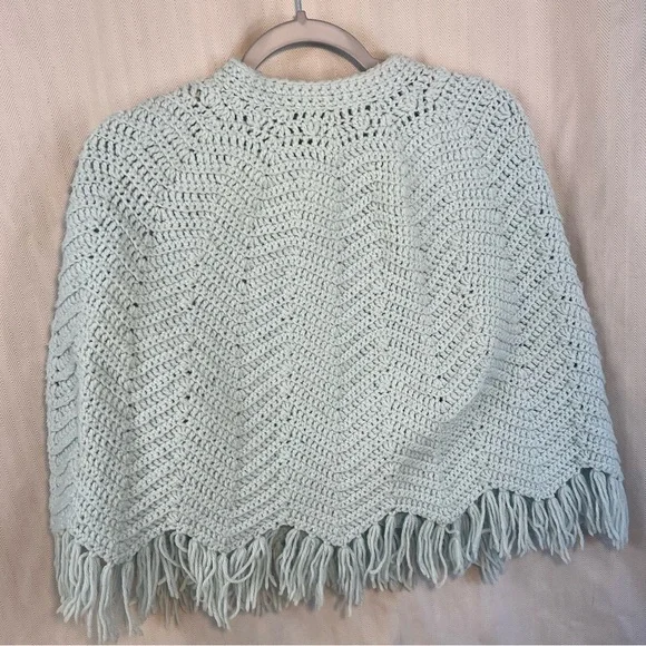 Handcrafted Vintage Crocheted 1960’s Blue Poncho Cape Grannycore Boho Size Small - Picture 5 of 6